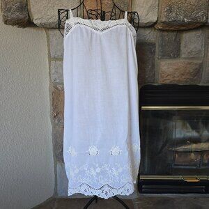 NWT Zara White Cotton Embroidered Slip